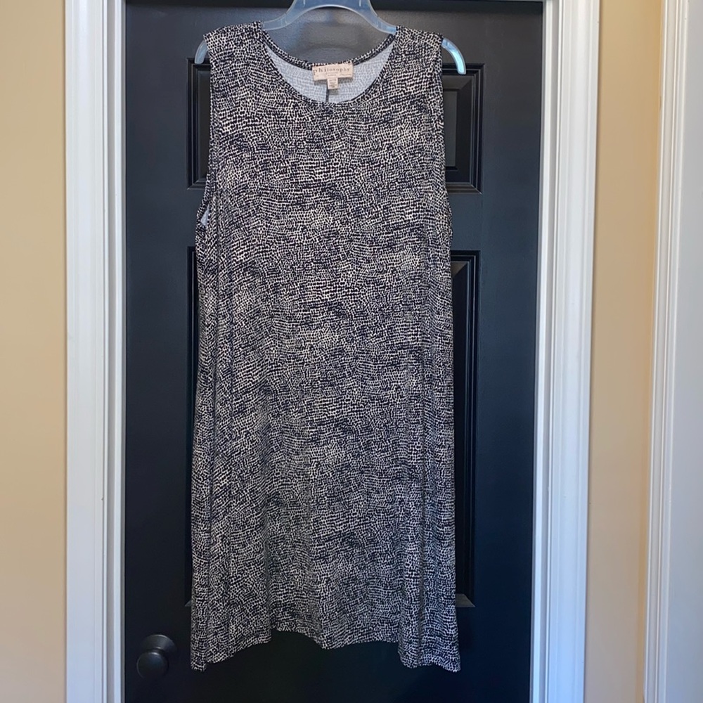 Philosophy Black and White Sleeveless Knit Shift Dress